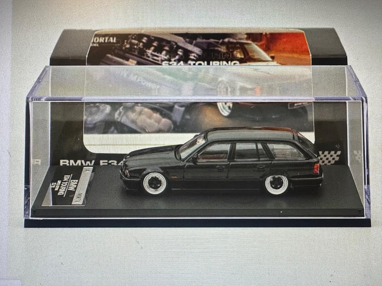 Mortal 1:64 BMW E34 M5 TOURING Wagon Openable Hood | House of Cars